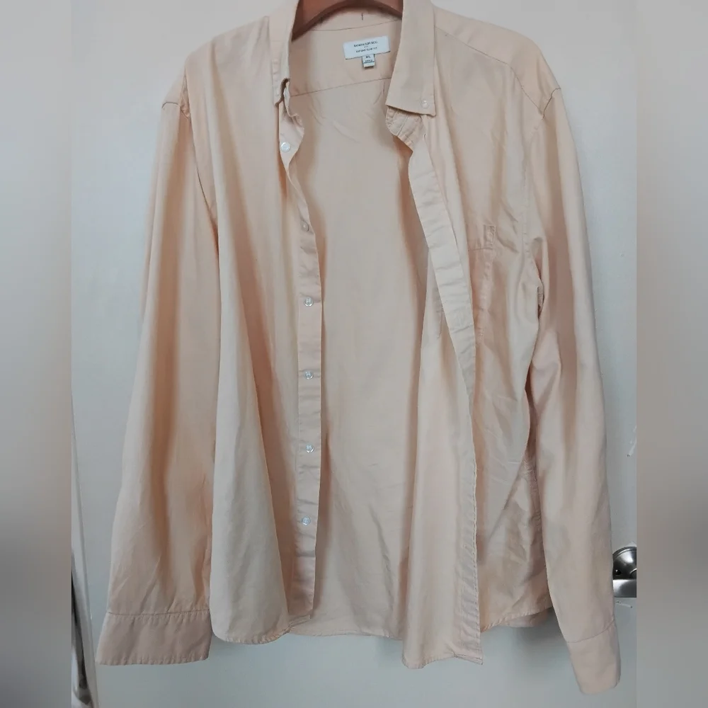 Banana Republic Men's Button-Down Yellow Shirt